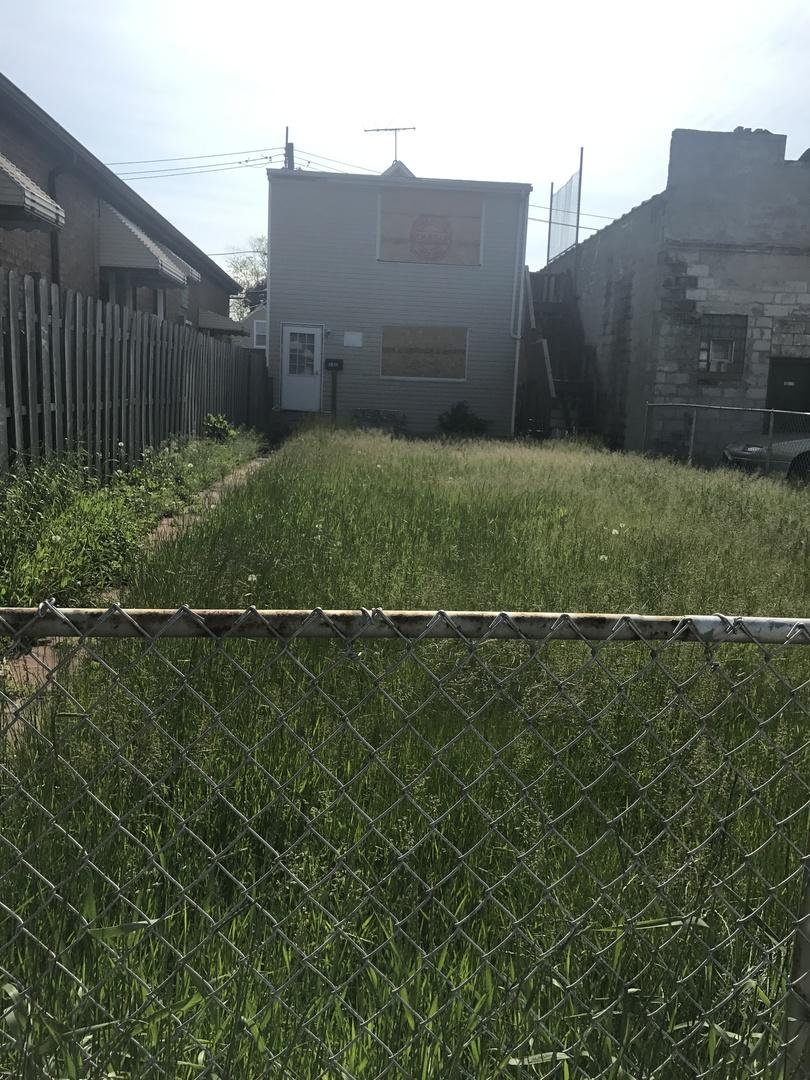 13413 S Carondolet Ave., Chicago, IL 60633