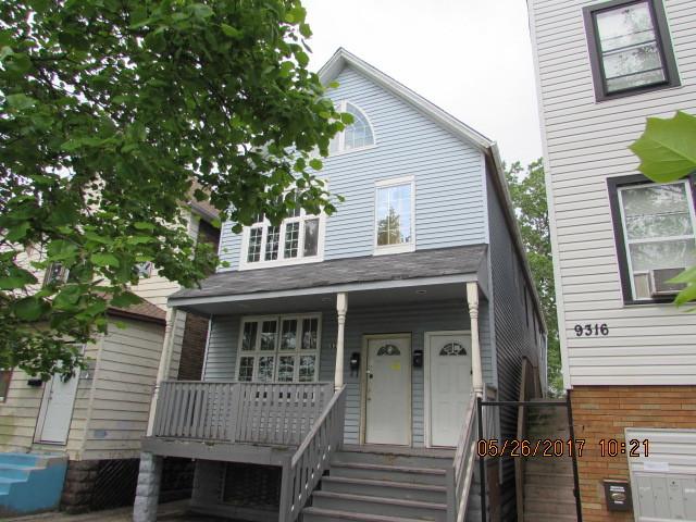 9318 S Escanaba Ave., Chicago, IL 60617