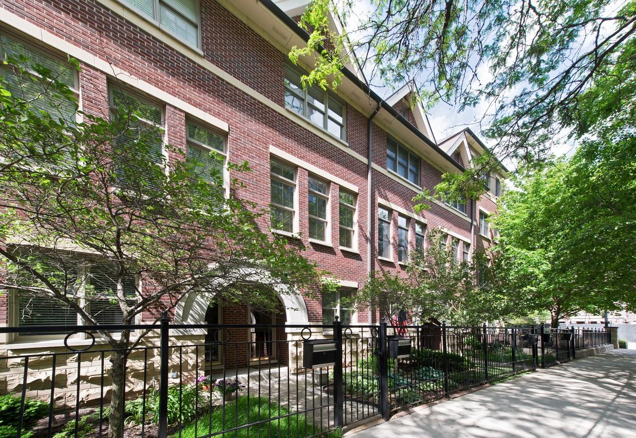 228 E Cullerton St., Chicago, IL 60616