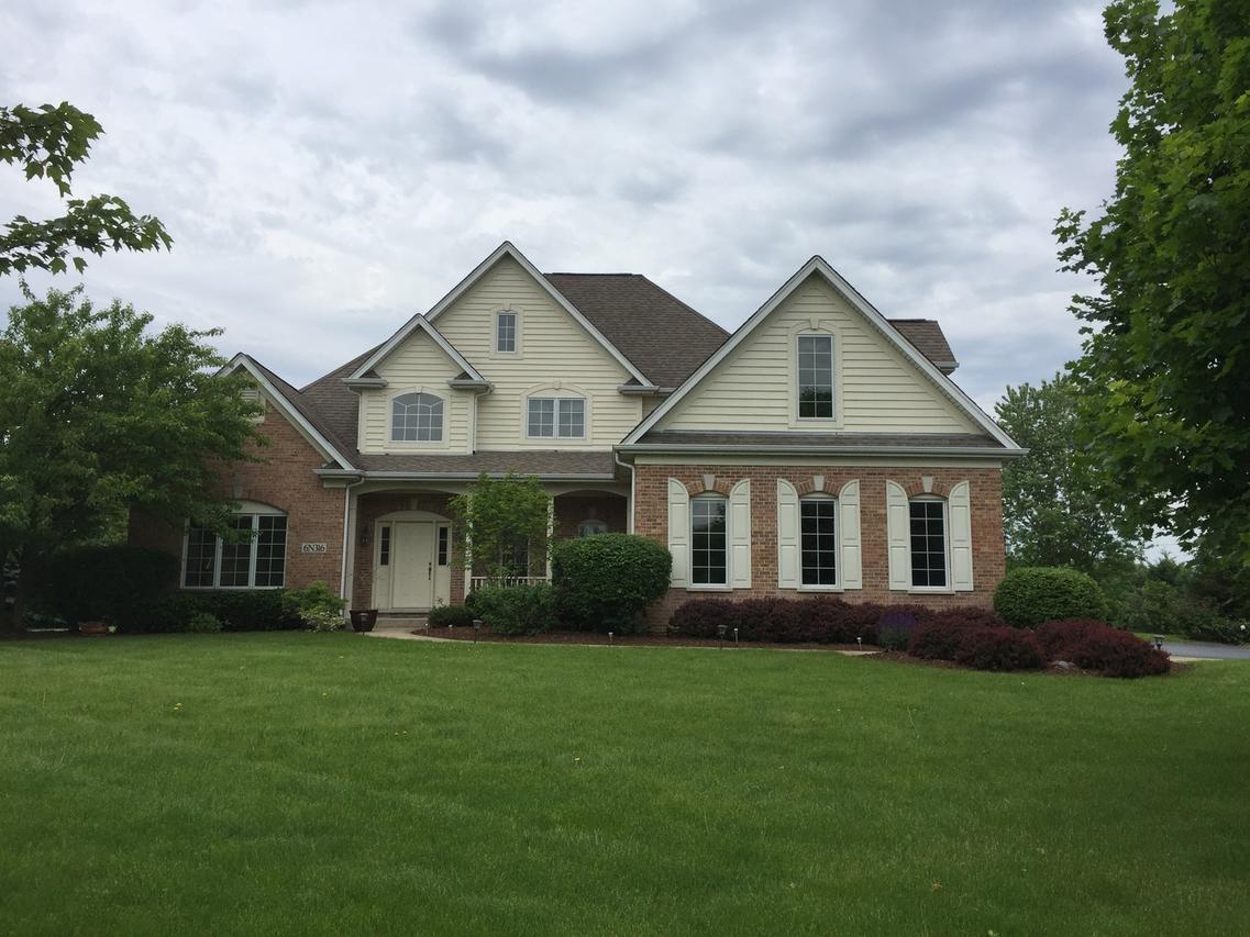 6N316 W Ridgewood Ln., St. Charles, IL 60175