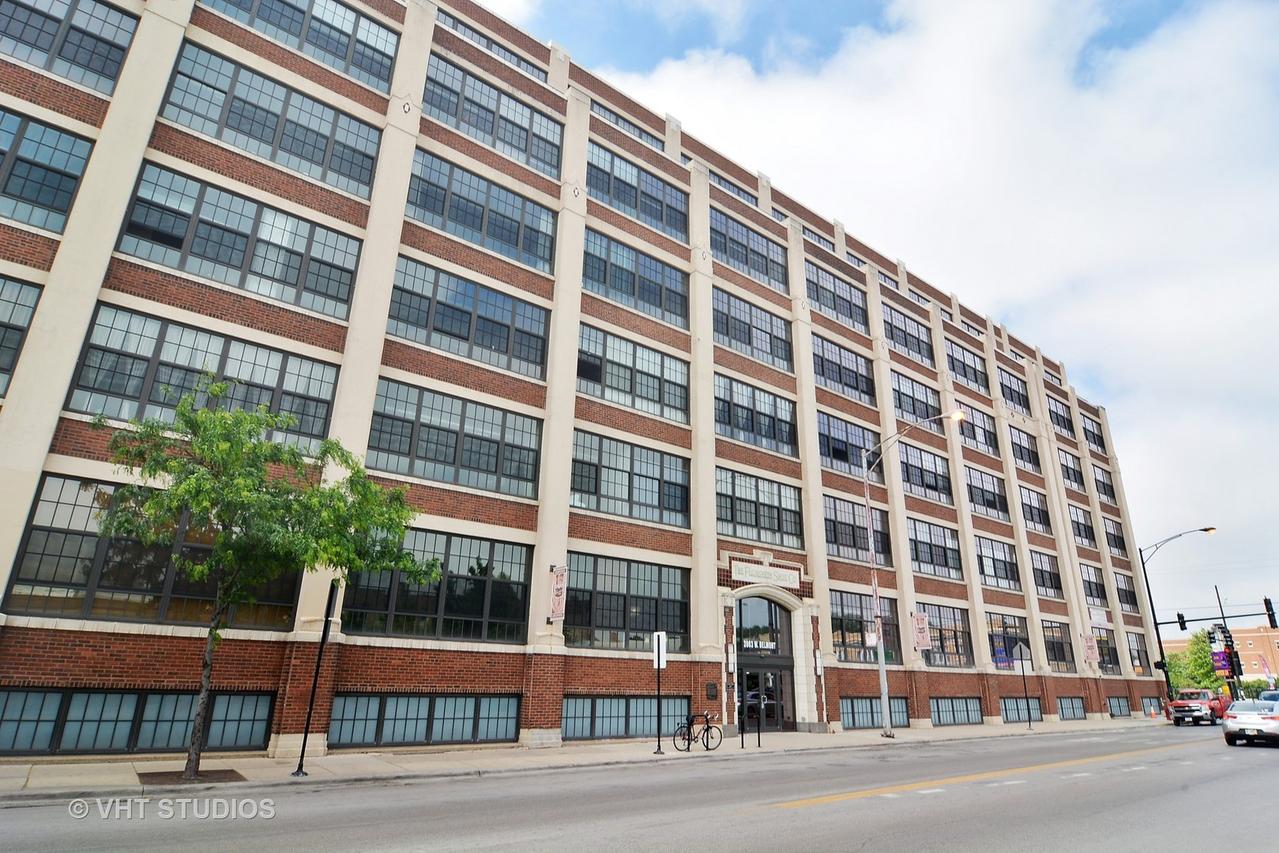 3963 W Belmont Ave. #613, Chicago, IL 60618