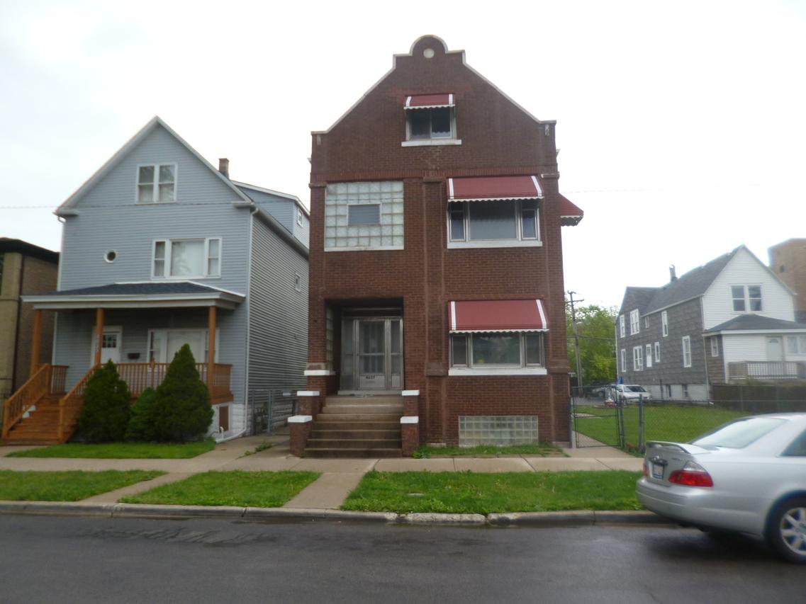 4637 S Richmond St., Chicago, IL 60632