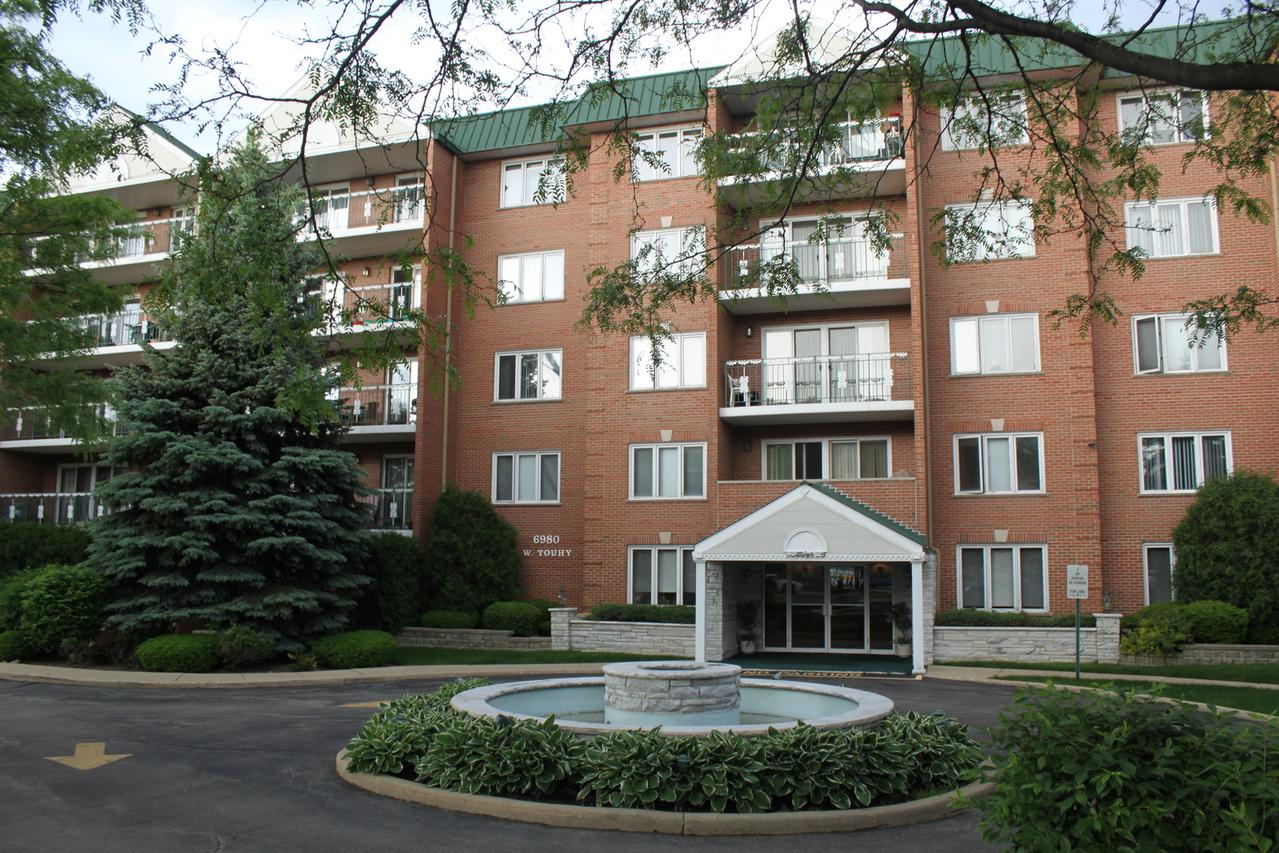 6980 W Touhy Ave. #201, Niles, IL 60714