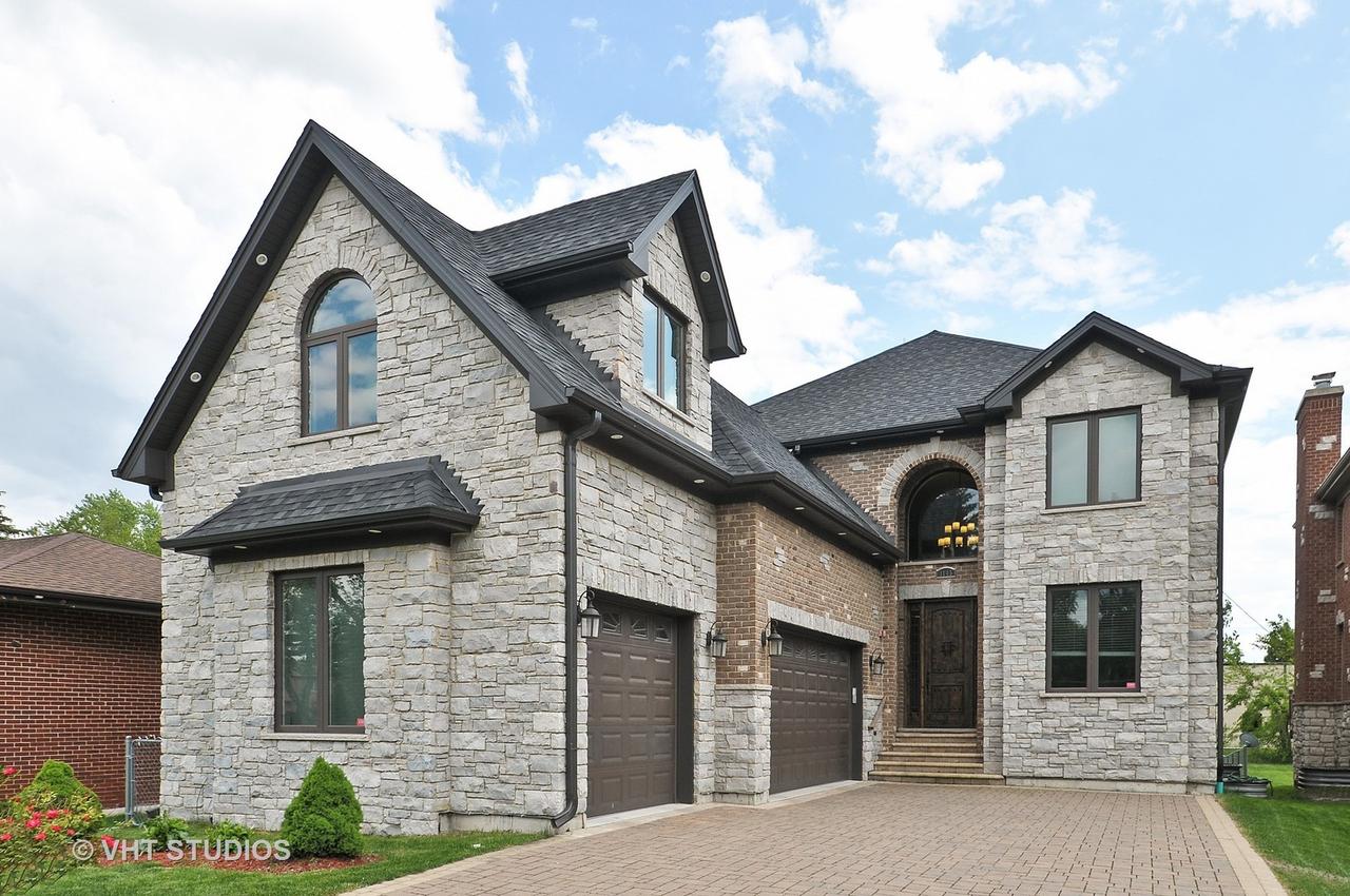 1145 Everett Ln., Des Plaines, IL 60018