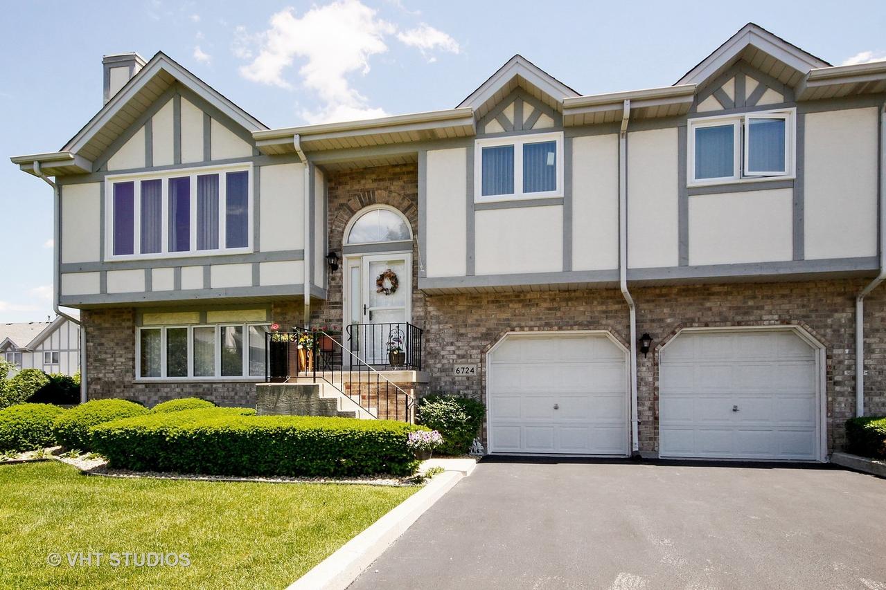 6724 Eagle Dr., Tinley Park, IL 60477