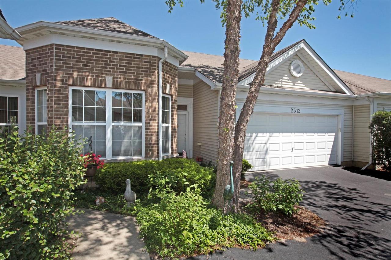 2312 Meadowcroft Ln., Grayslake, IL 60030