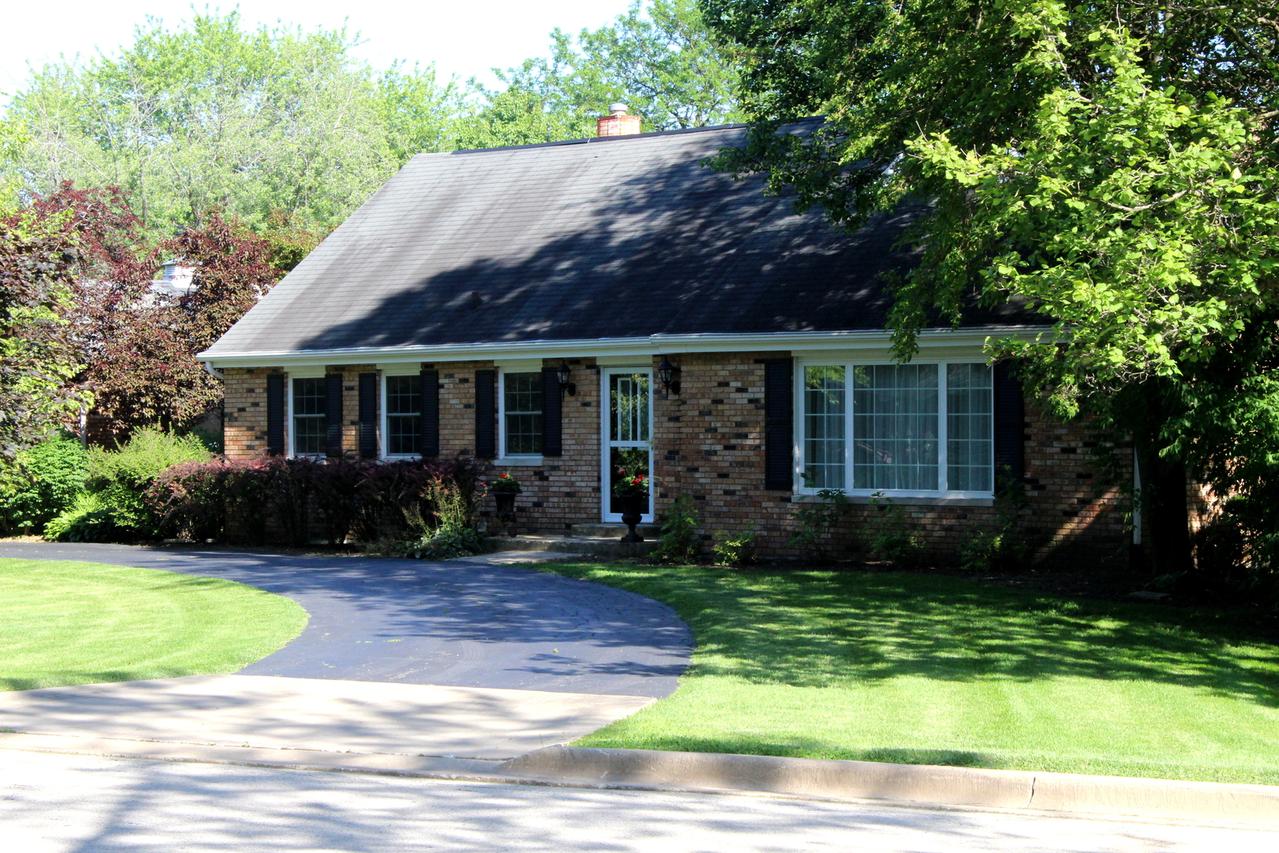 3000 Deer Path Dr., Joliet, IL 60435