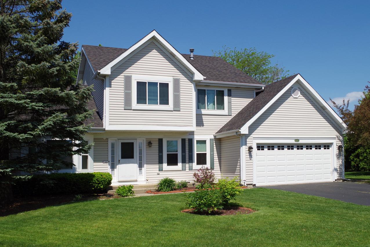 1157 Berkshire Ln., Barrington, IL 60010