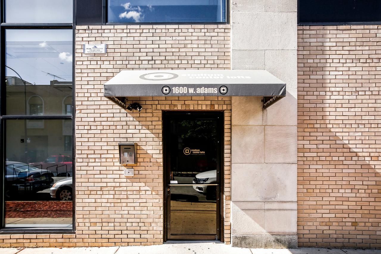 1600 W Adams St. #206, Chicago, IL 60612