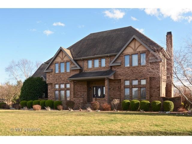 1015 Country Ln., Bourbonnais, IL 60914