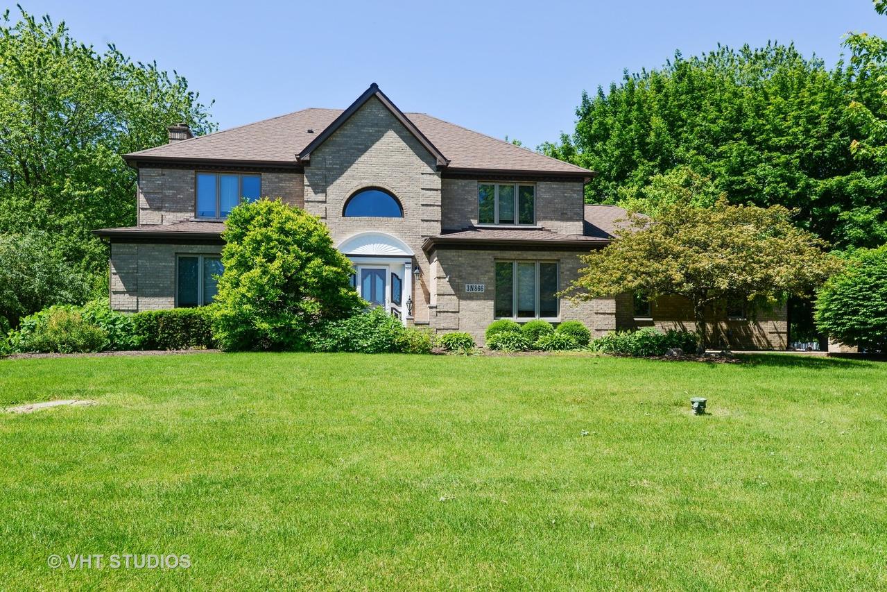 3N866 S Bridle Creek Dr., St. Charles, IL 60175