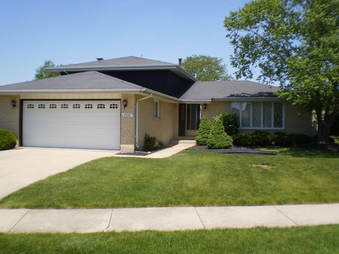 8832 W 174th St., Tinley Park, IL 60487