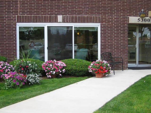 5300 Walnut Ave. #20E, Downers Grove, IL 60515