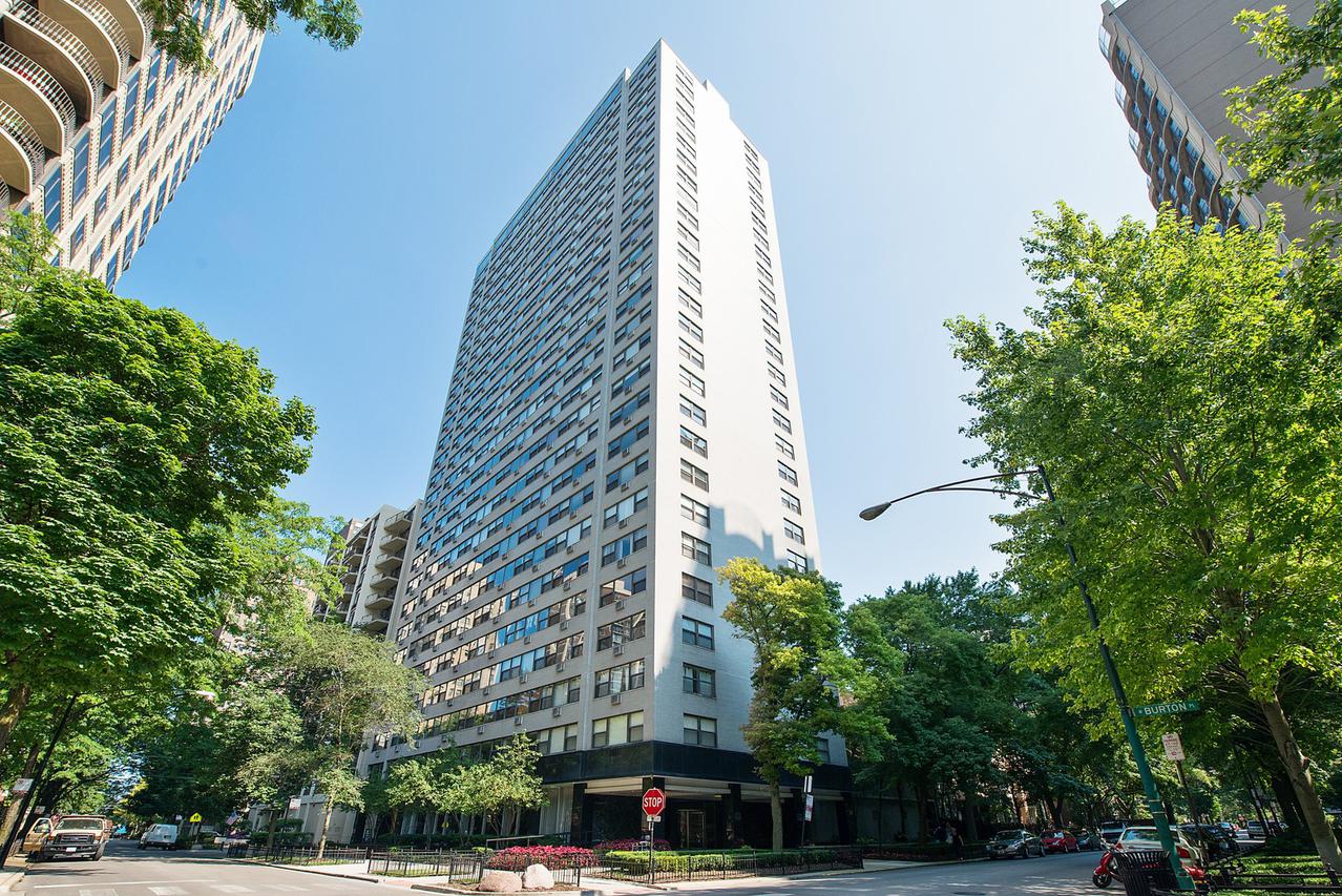 1445 N State Pkwy. #1601, Chicago, IL 60610