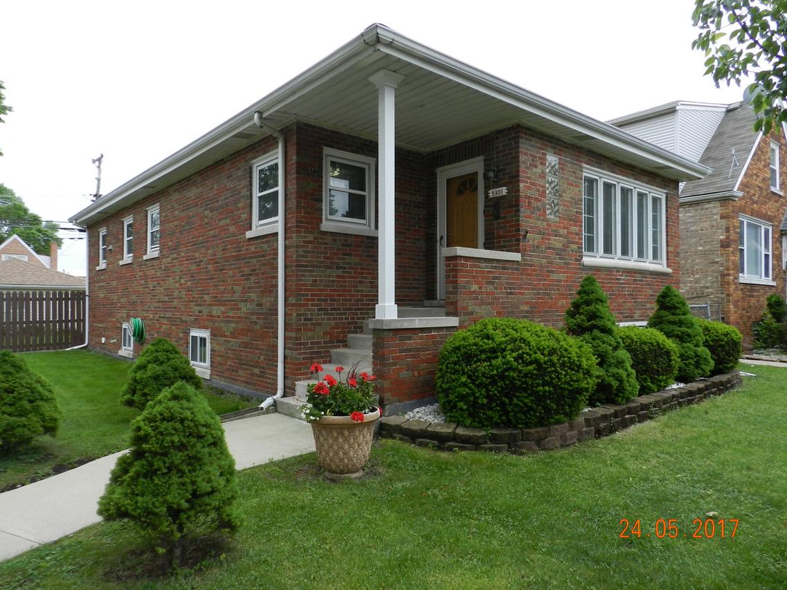 5301 S Tripp Ave., Chicago, IL 60632