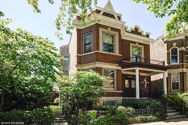 910 N Hoyne Ave., Chicago, IL 60622