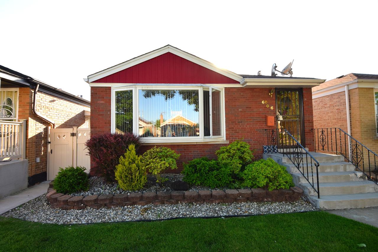 6006 S Mcvicker Ave., Chicago, IL 60638