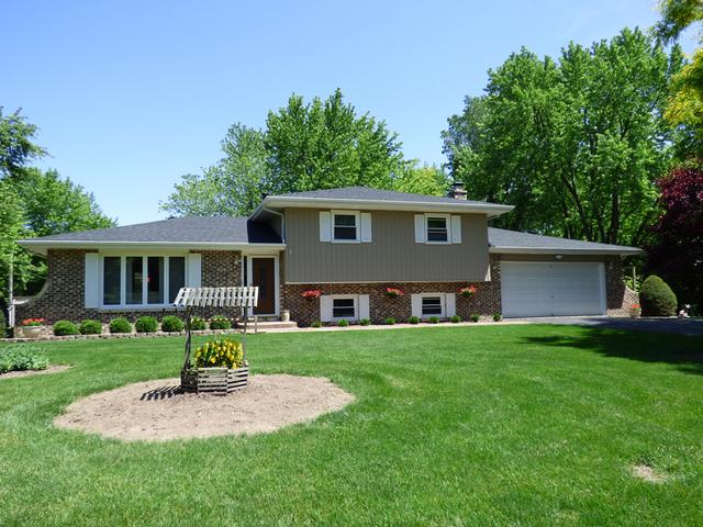 6N789 Longacre Dr., St. Charles, IL 60175