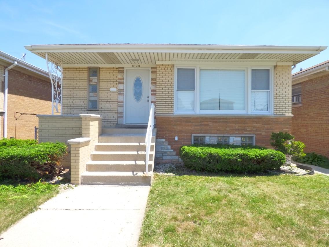 8143 S Richmond St., Chicago, IL 60652