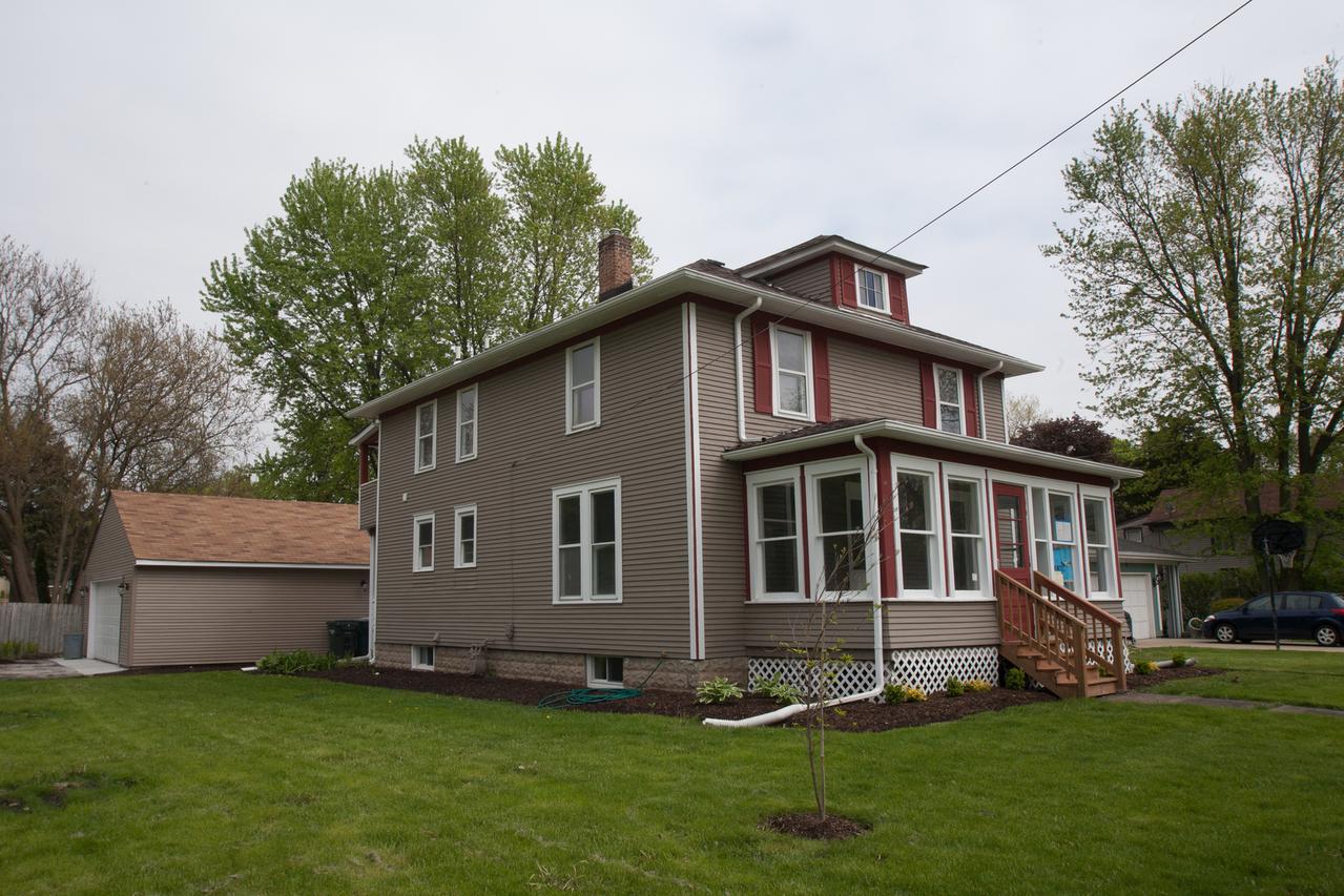 626 Park St., Batavia, IL 60510