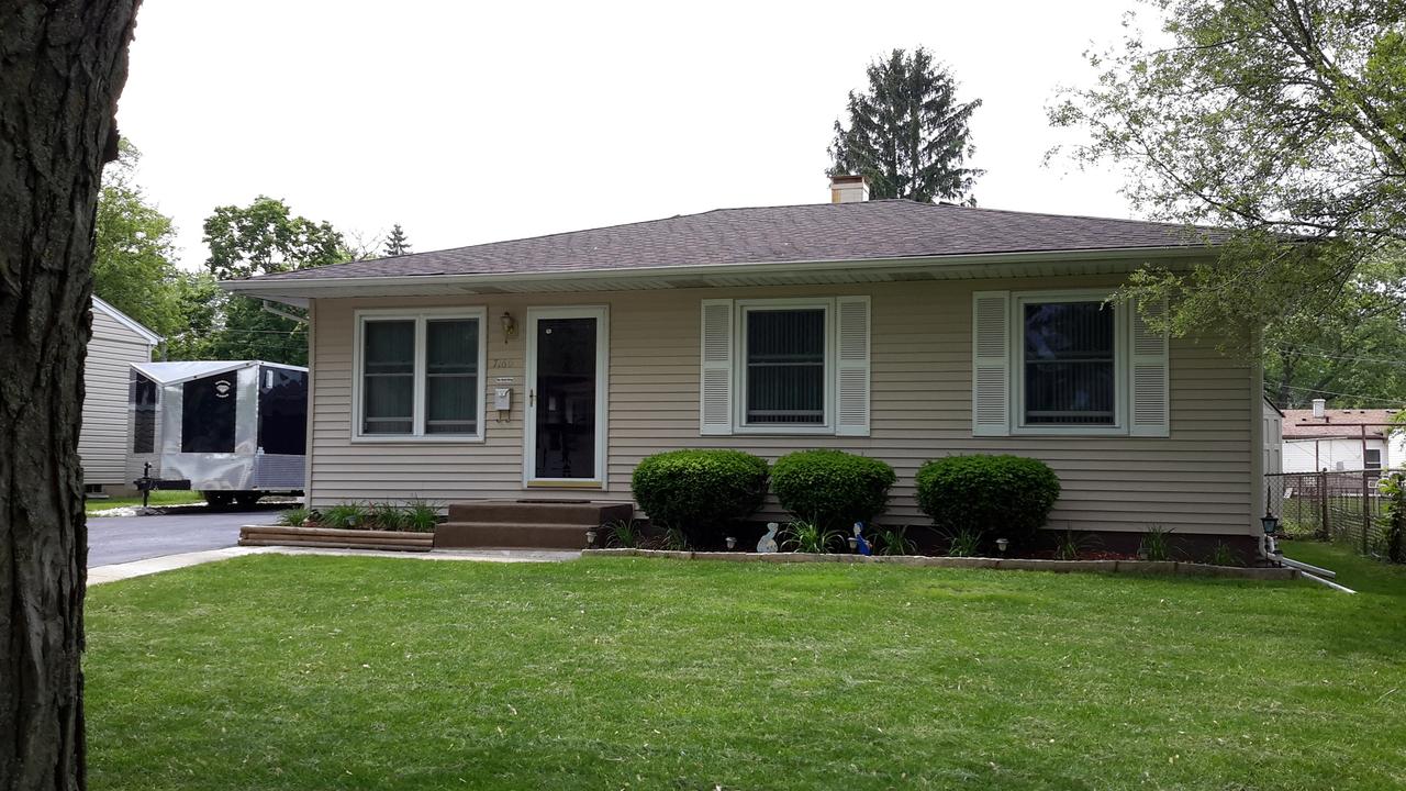 7160 Mulberry St., Hanover Park, IL 60133