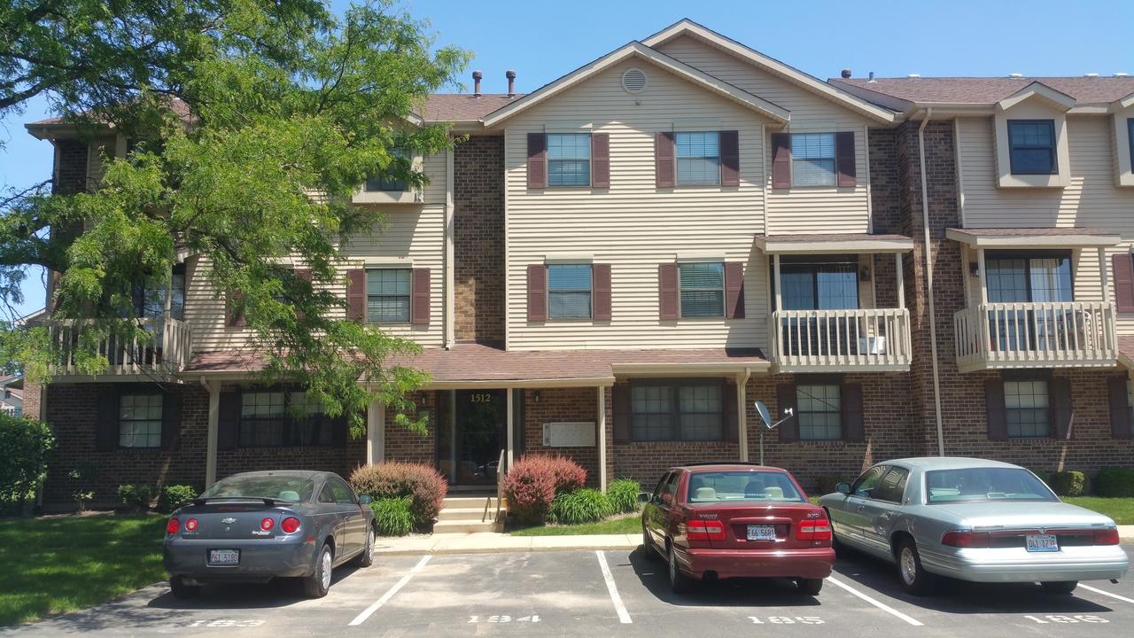 1512 Georgia Ct. #B, Naperville, IL 60540