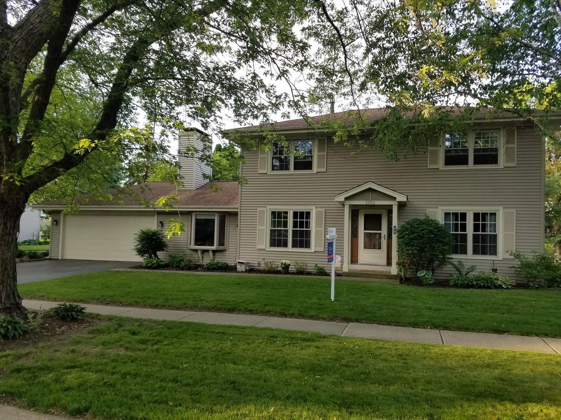 2000 Normandy Ln., Geneva, IL 60134