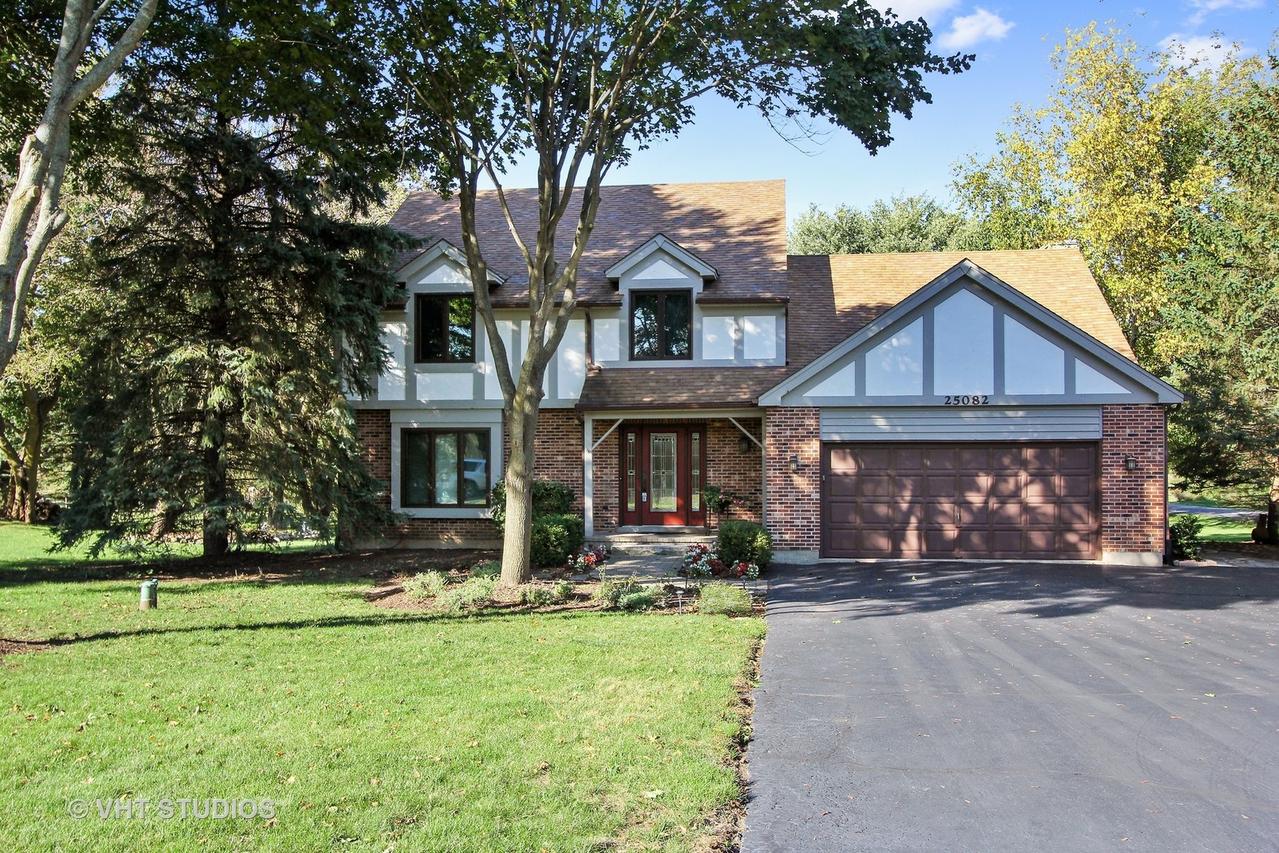 25082 Tamarack Dr., Wauconda, IL 60084