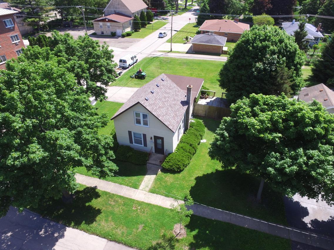 185 N Main St., Crystal Lake, IL 60014