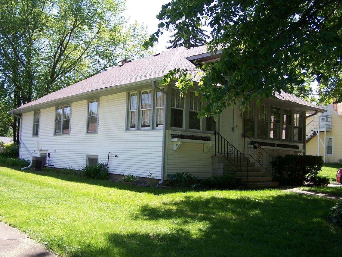 181 Ellsworth St., Crystal Lake, IL 60014