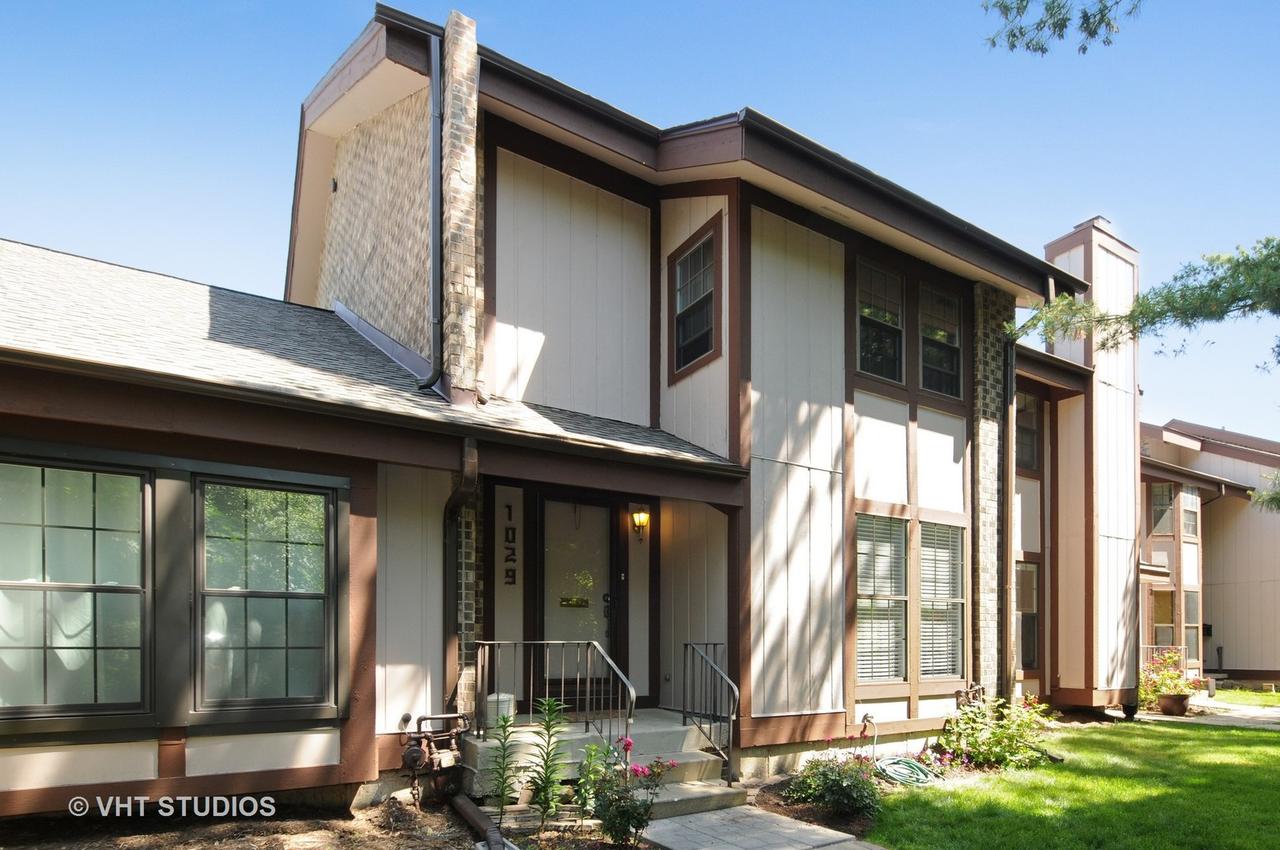 1029 E Benton Ave., Naperville, IL 60540