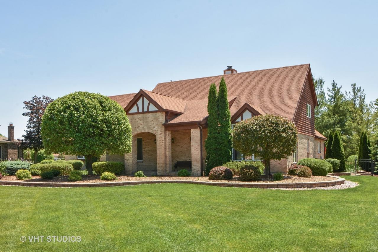 12970 Silver Fox Dr., Lemont, IL 60439