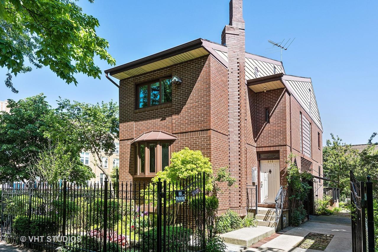 1060 W Winona St., Chicago, IL 60640