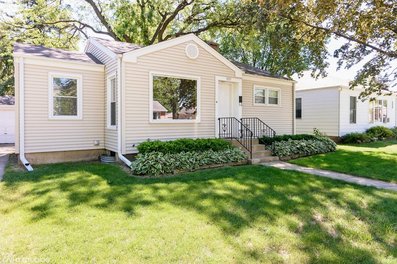 889 Webster Ln., Des Plaines, IL 60016