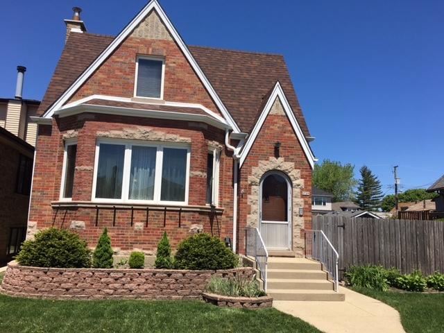 5738 W Newport Ave., Chicago, IL 60634