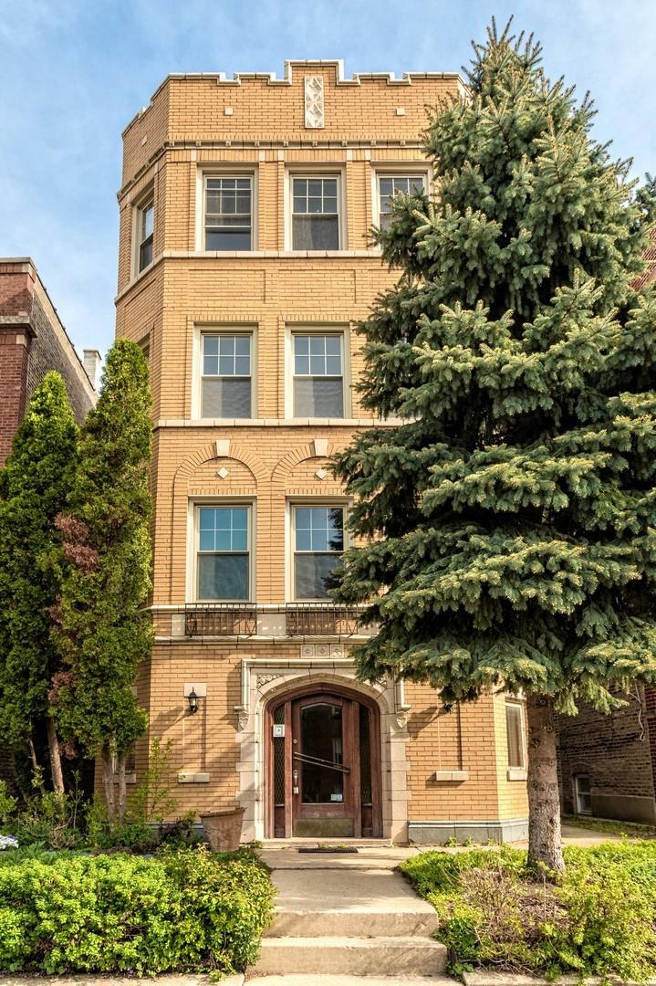 2720 W Winnemac Ave., Chicago, IL 60625