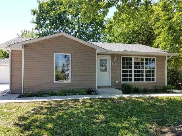 910 Sullivan Rd., Aurora, IL 60506