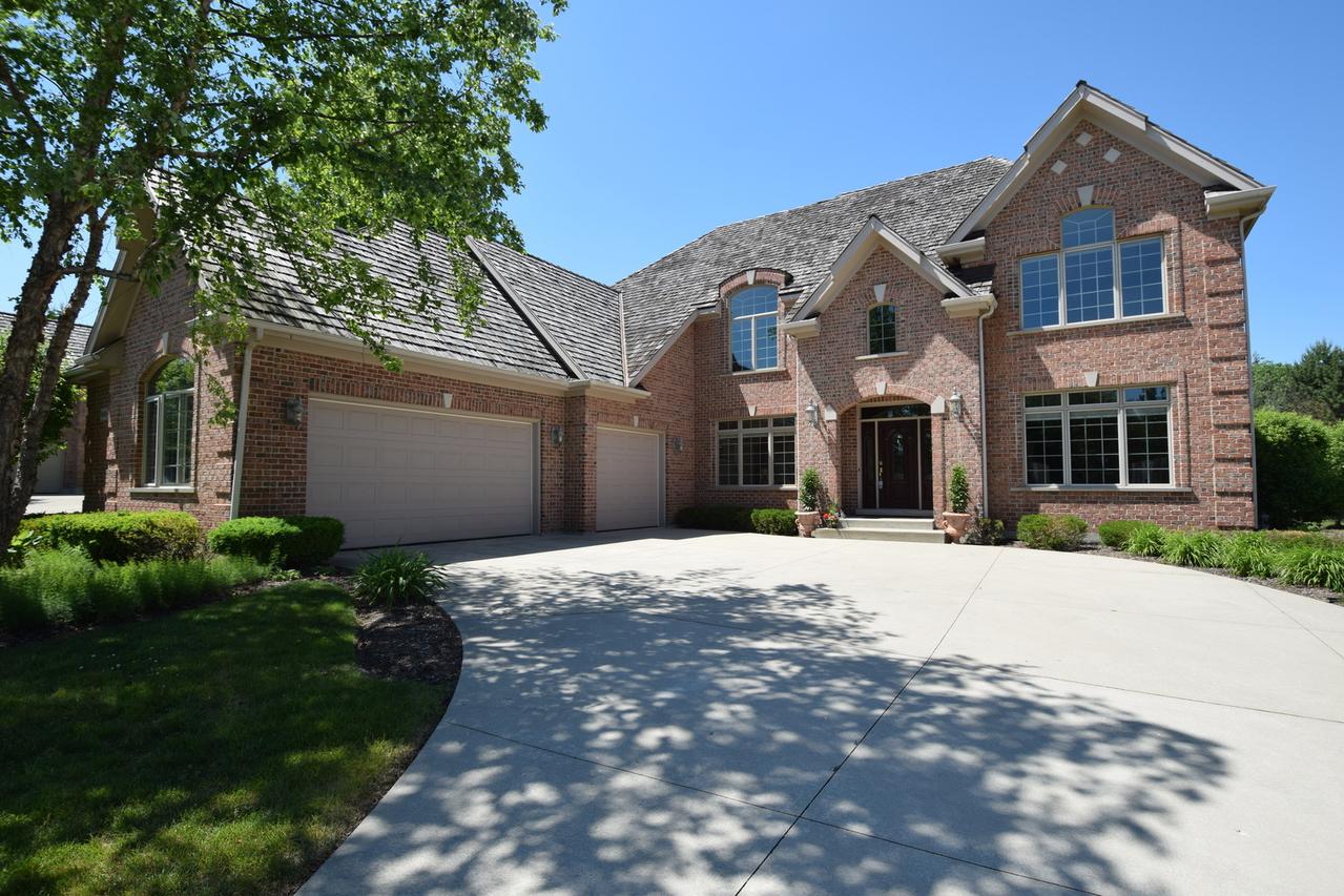1658 N Pebble Beach Way, Vernon Hills, IL 60061