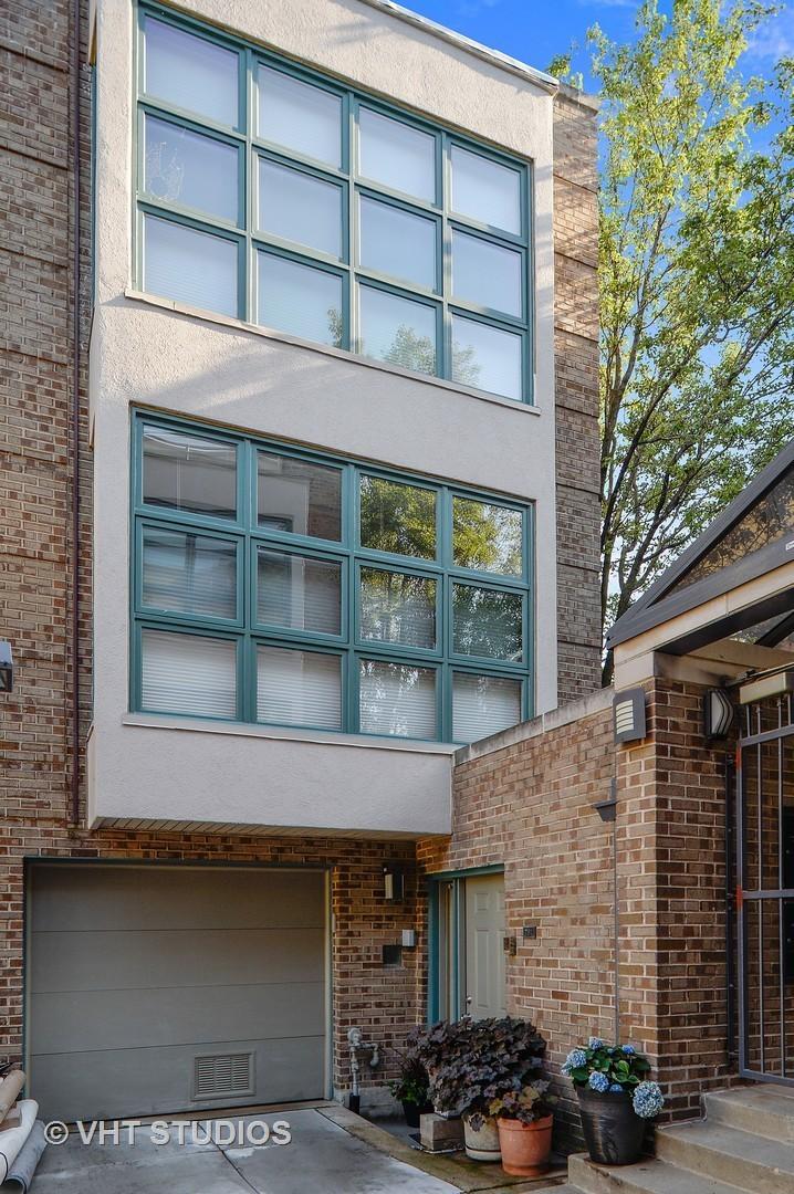 781 W Melrose St., Chicago, IL 60657