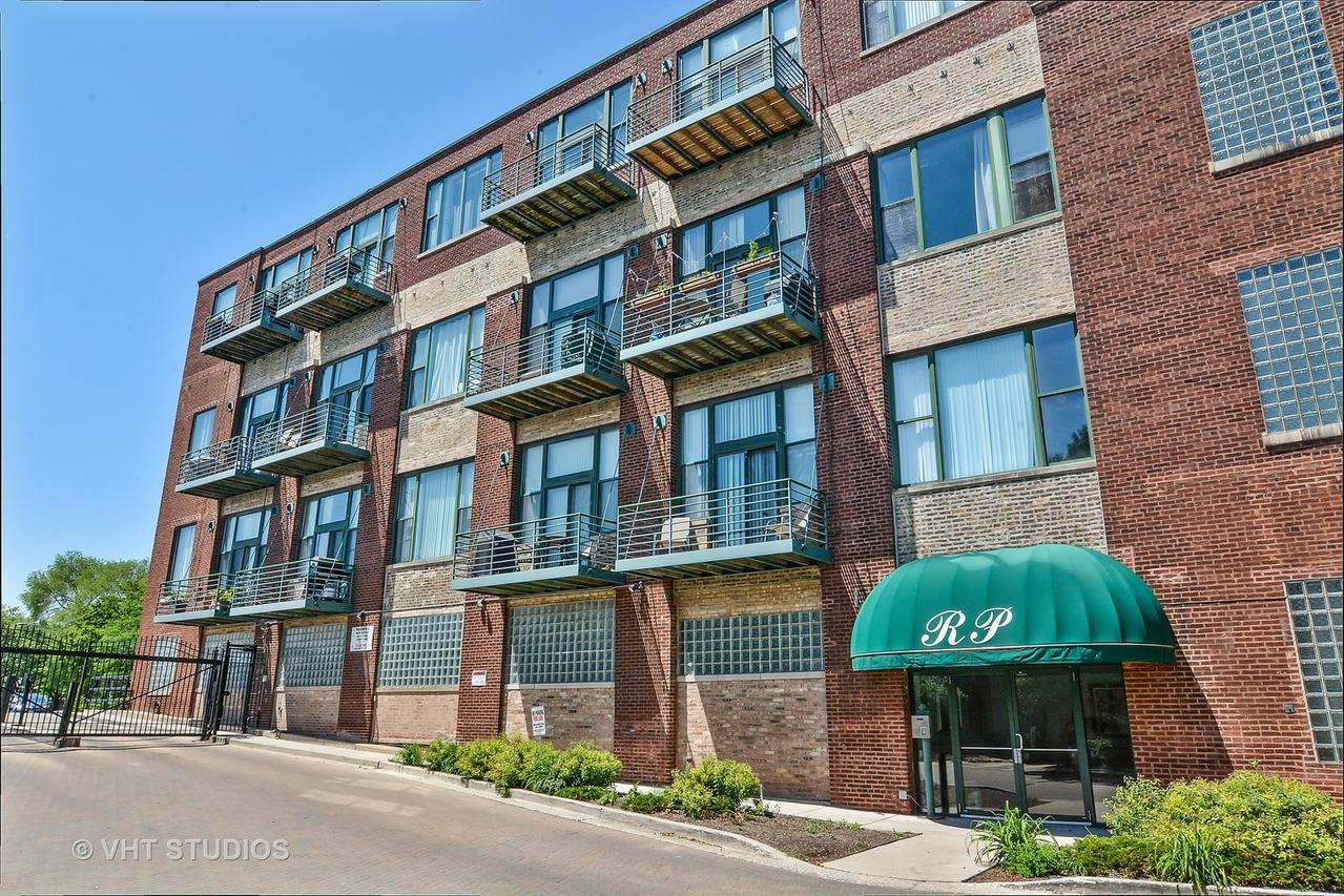 2222 W Diversey Ave. #304, Chicago, IL 60647