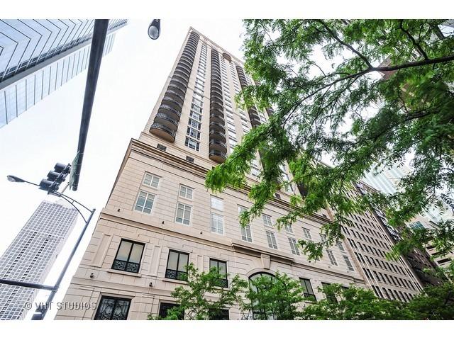 10 E Delaware Pl. #9C, Chicago, IL 60611