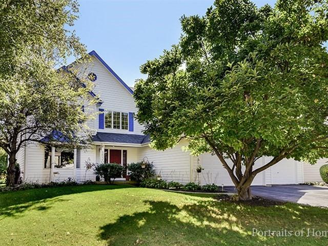 1520 Saranell Ave., Naperville, IL 60540