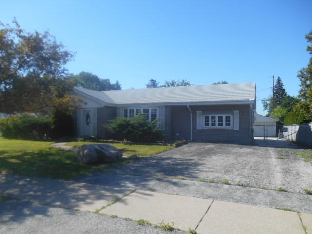 6449 W 93rd St., Oak Lawn, IL 60453