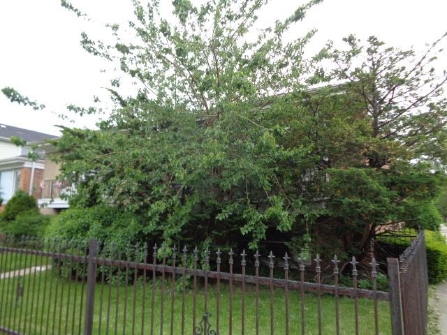 10023 S State St., Chicago, IL 60628
