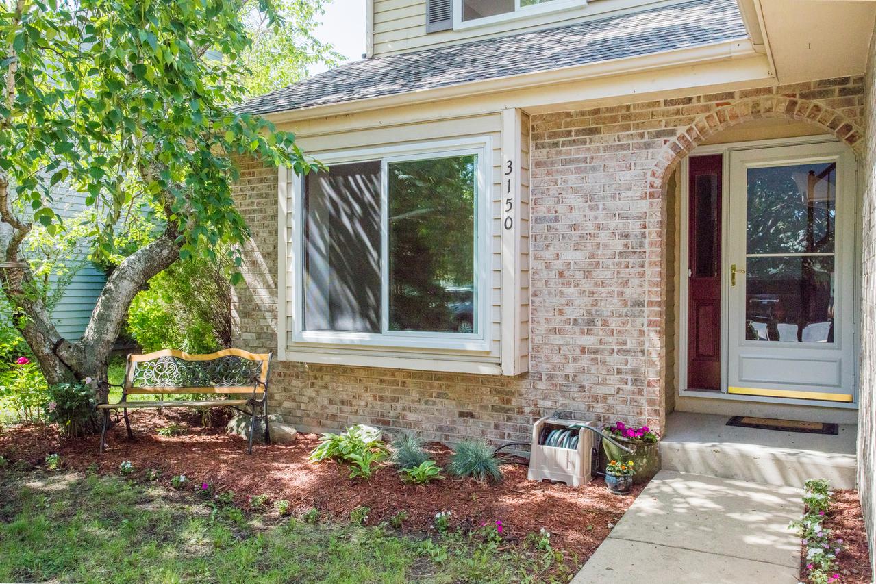 3150 Andover Ct., Aurora, IL 60504