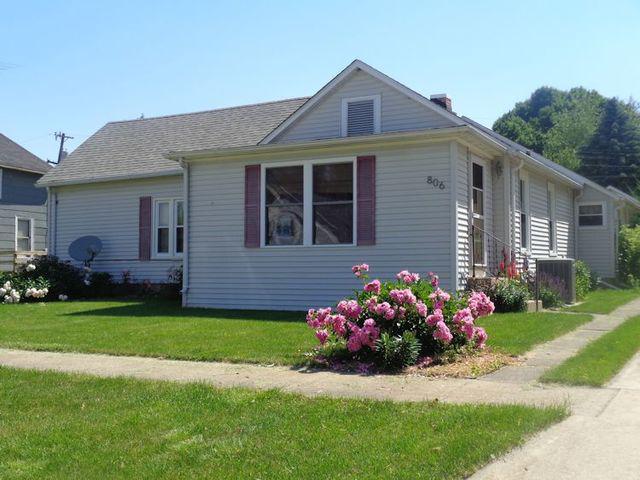 806 Douglas Ave., Ashton, IL 61006