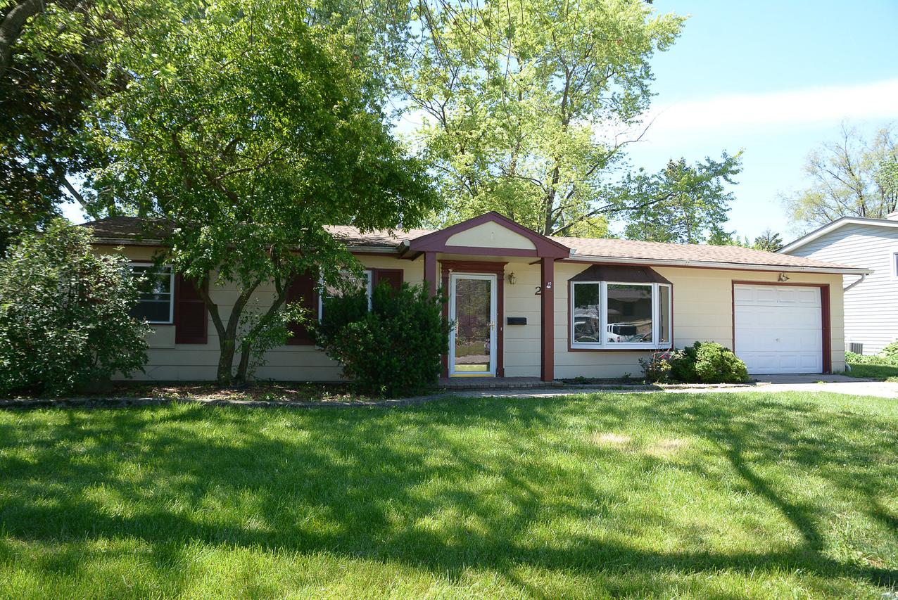 21 Marnel Rd., Montgomery, IL 60538