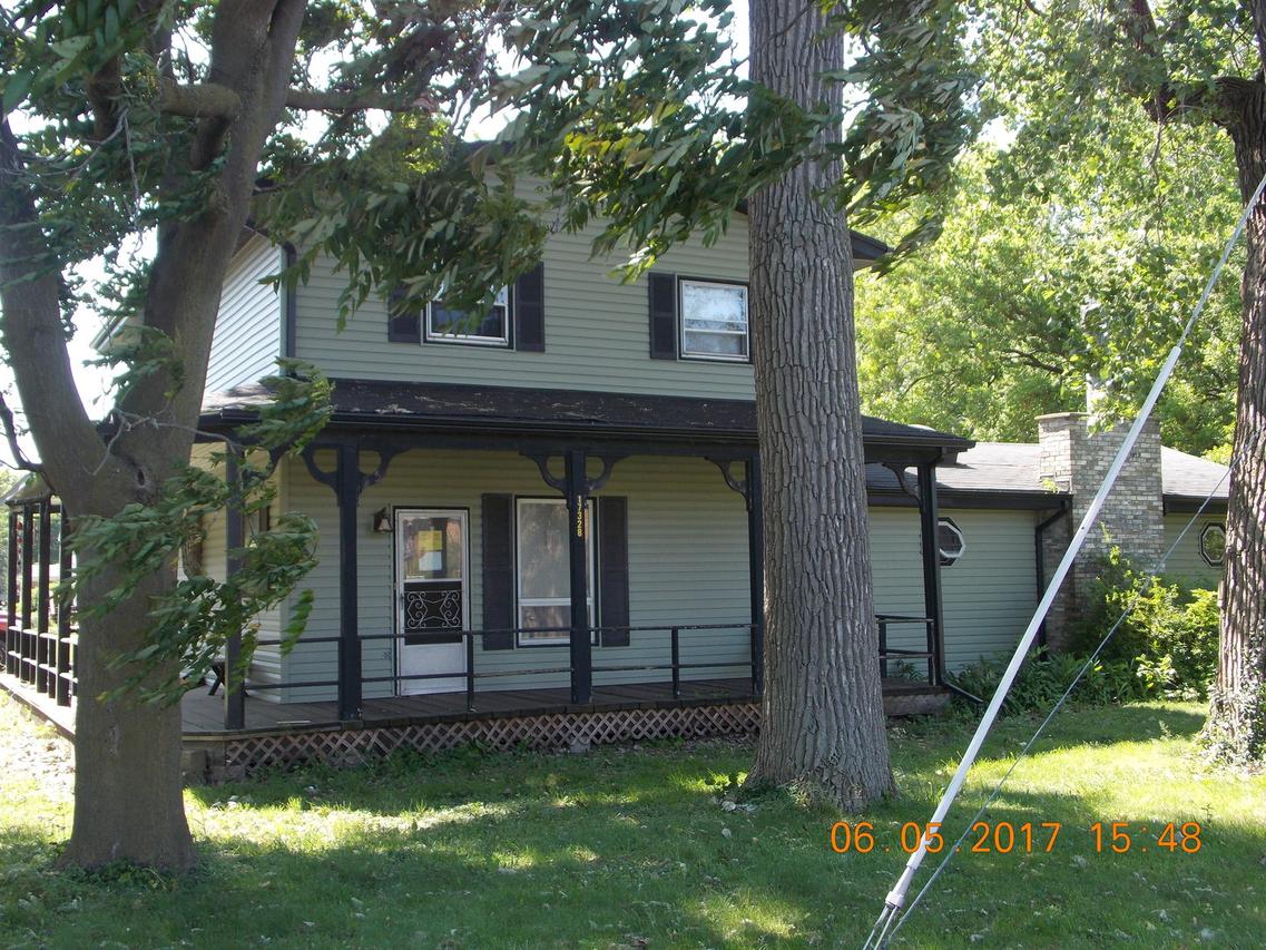 17328 Lathrop Ave., East Hazel Crest, IL 60429