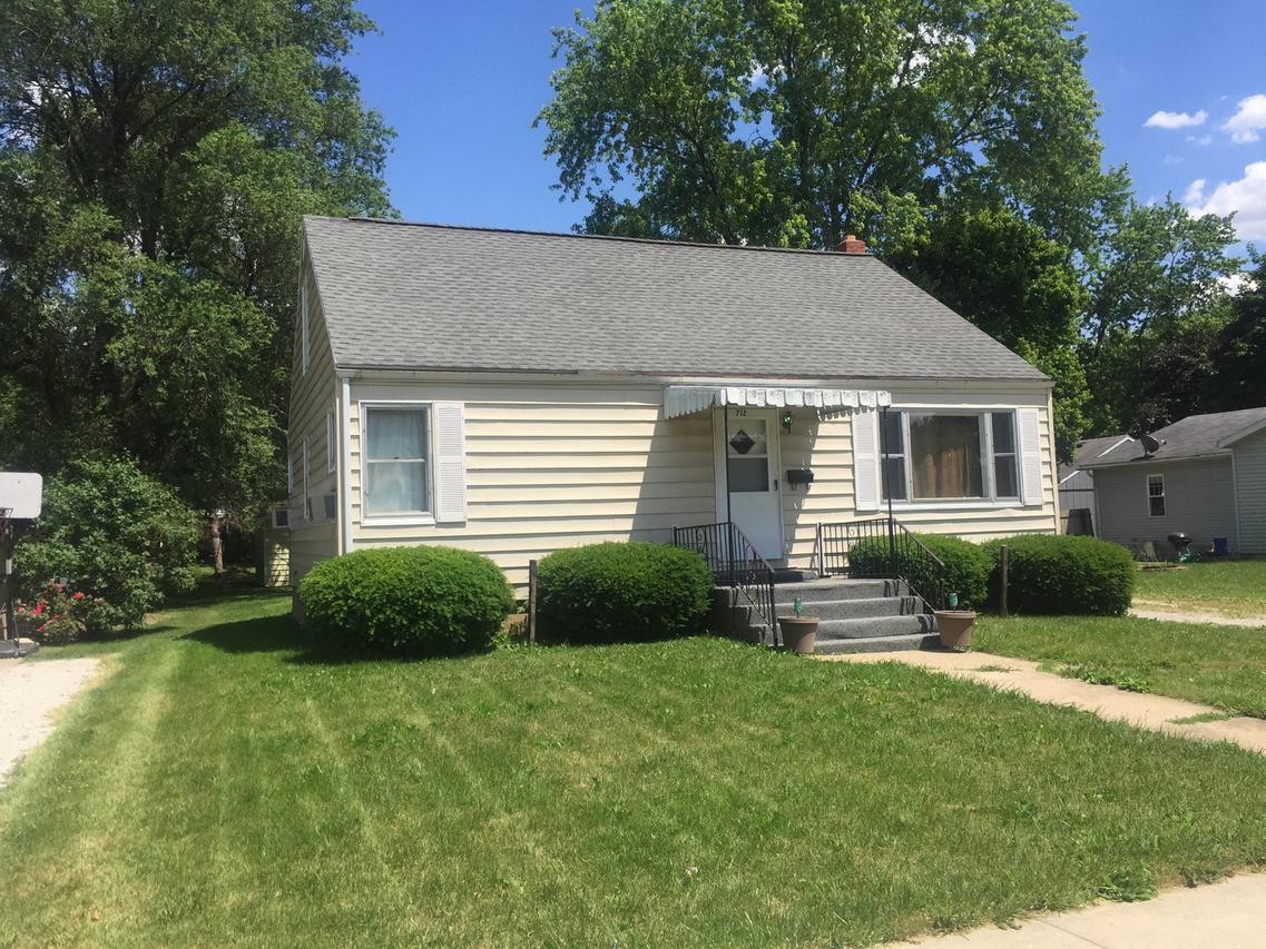 712 N Sangamon Ave., Gibson City, IL 60936