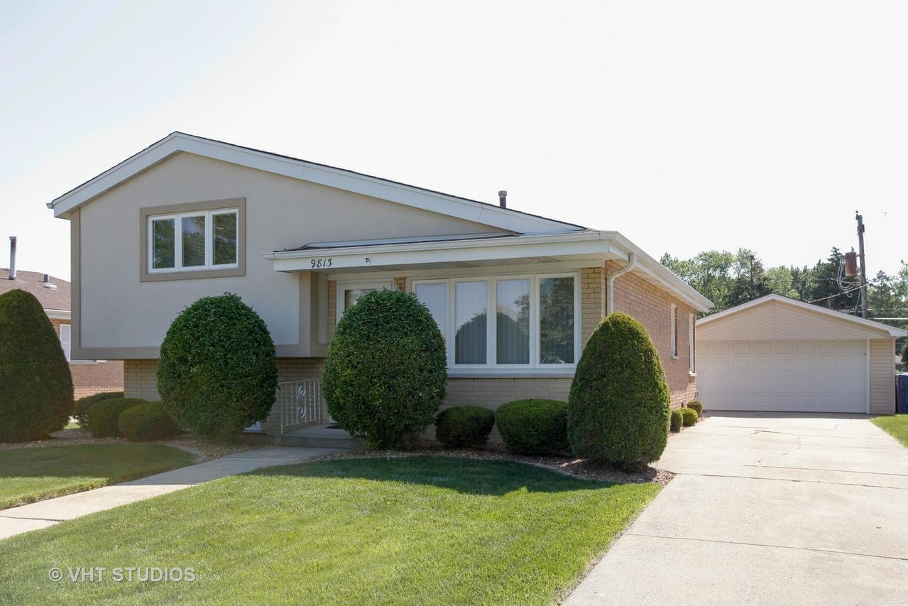 9813 Mason Ave., Oak Lawn, IL 60453